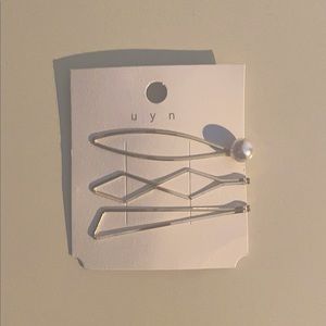 pearl decor hair pin